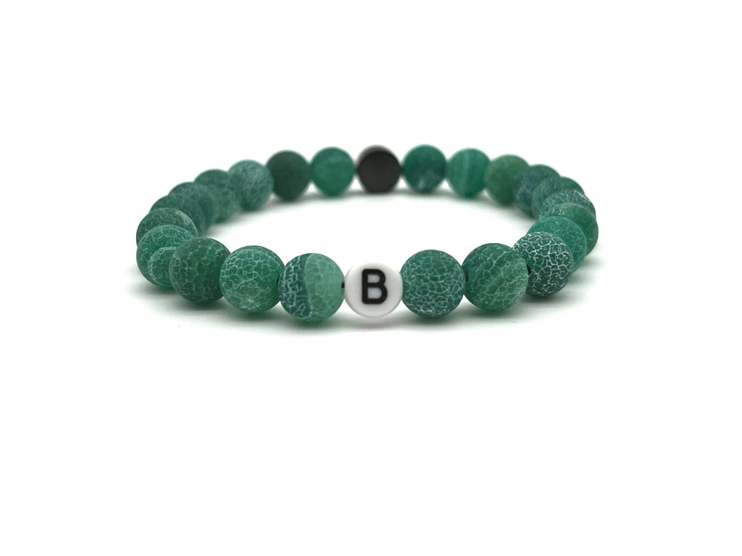 Partnerarmband Chalcedon grün Buchstabe - Bracelettery #farbe_weiss